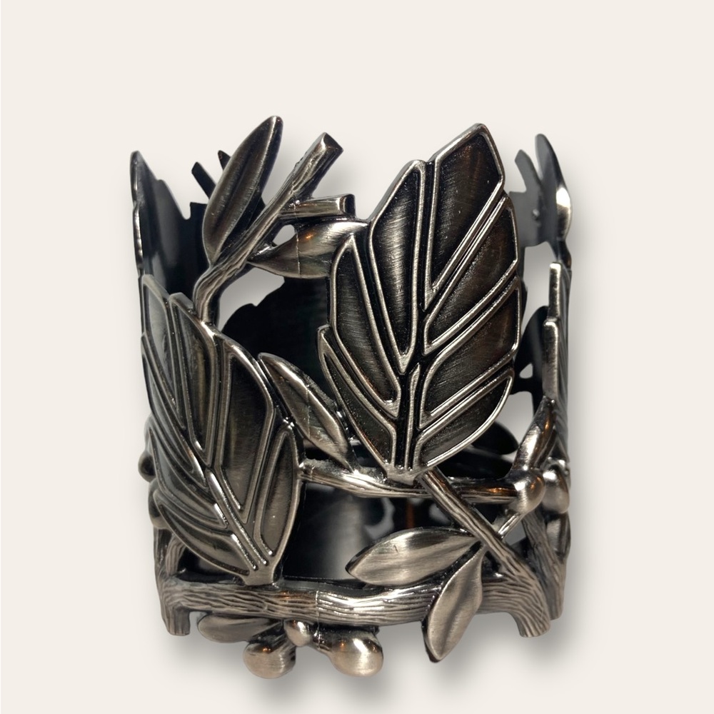 Bath and Body Works Leaves Pewter Metal 4 oz Candle Holder